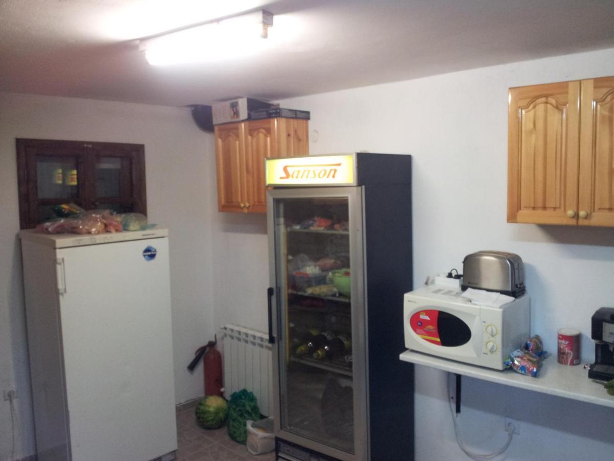 Кьща За Гости Свети Никола Hotel Zheravna Ngoại thất bức ảnh